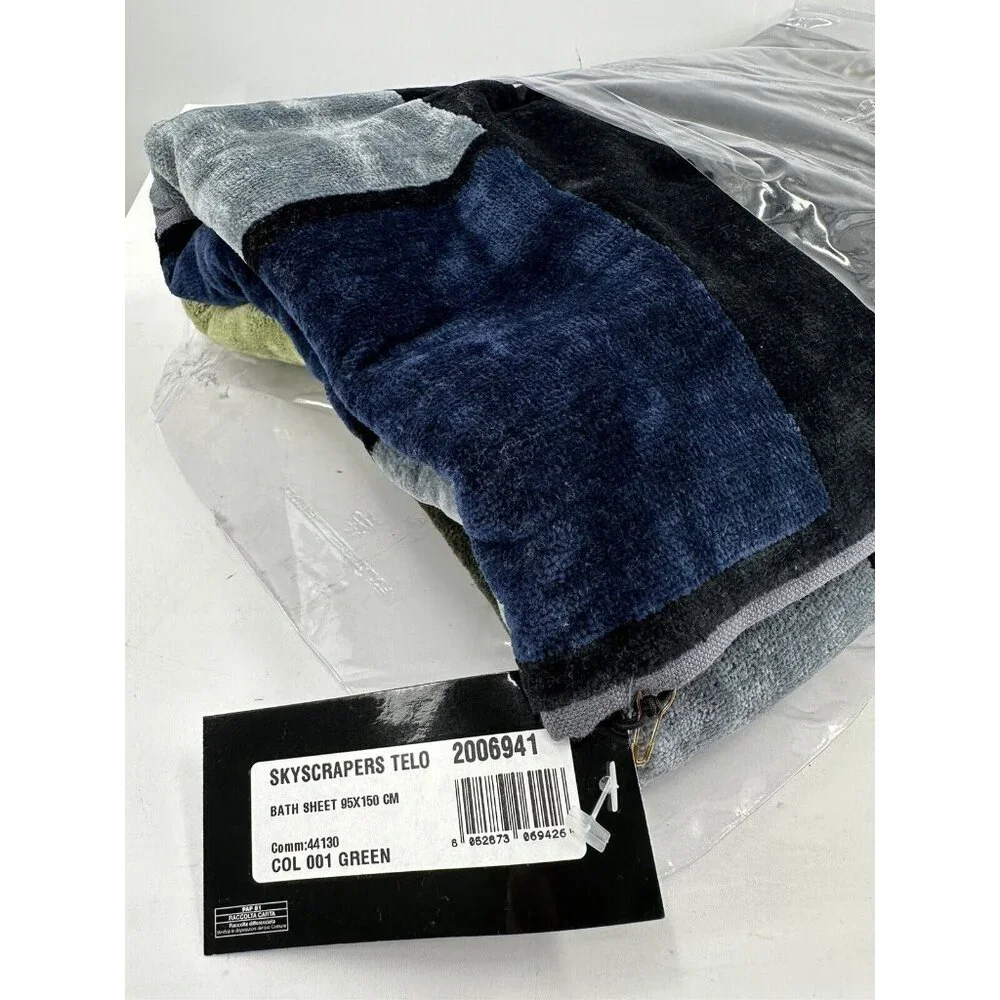 Bath Towel TRUSSARDI Skyscrapers Green (multicolor) 37.5”x59” NWT